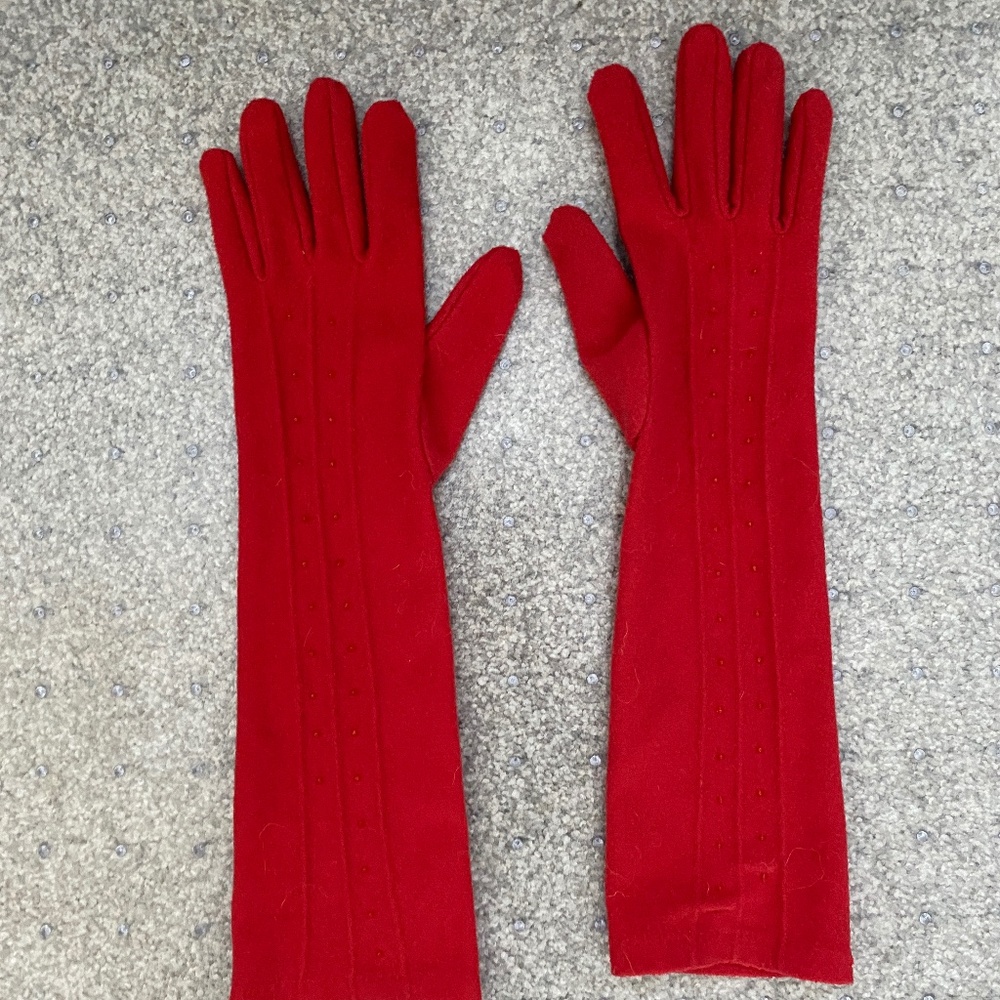 Red long elegant gloves with red beading Siize OS